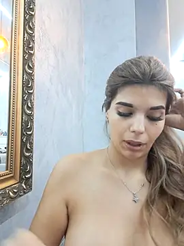 Bella Posh online show from November 22, 5:50 am