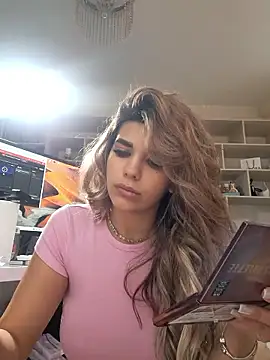 Bella Posh online show from January 19, 7:34 am