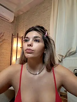 Bella Posh online show from February 26, 3:56 pm