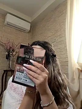 Bella Posh online show from February 23, 7:53 am