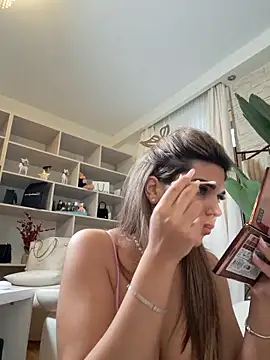 Bella Posh online show from December 23, 8:13 am