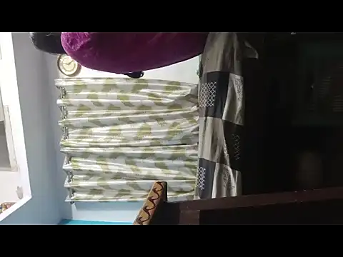 longsexji online show from November 12, 6:01 pm