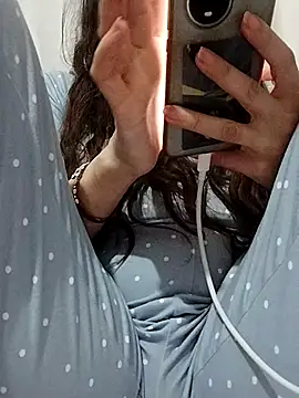 BUSE8821 online show from December 4, 5:34 pm