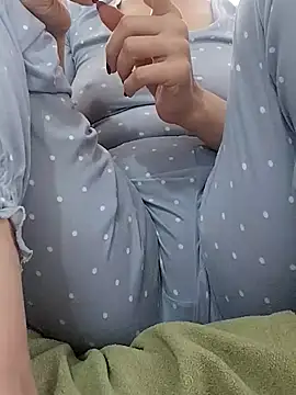 BUSE8821 online show from December 5, 9:52 am