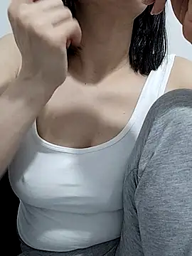 BUSE8821 online show from March 21, 10:28 pm