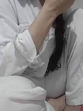 BUSE8821 online show from January 9, 9:11 pm