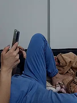 BUSE8821 online show from October 30, 8:50 pm