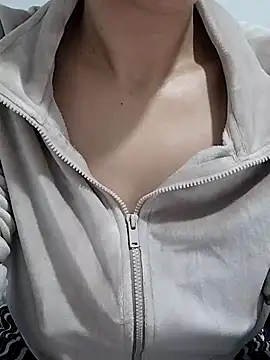 BUSE8821 online show from April 17, 12:35 am