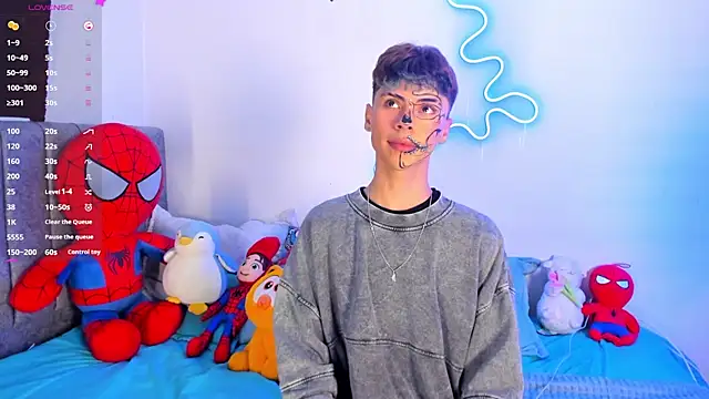 Snapshot of callum_77 chatting on October 24, 11:48 pm callum 77 online show from October 24, 11:48 pm