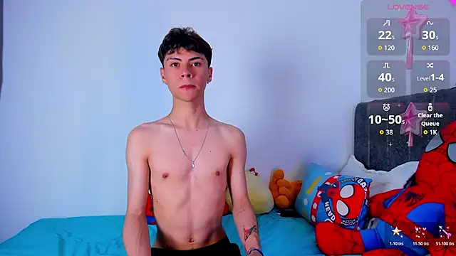 Snapshot of callum_77 chatting on December 16, 3:11 am callum 77 online show from December 16, 3:11 am