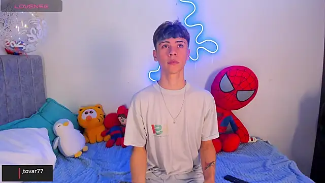 Snapshot of callum_77 chatting on November 11, 4:40 am callum 77 online show from November 11, 4:40 am