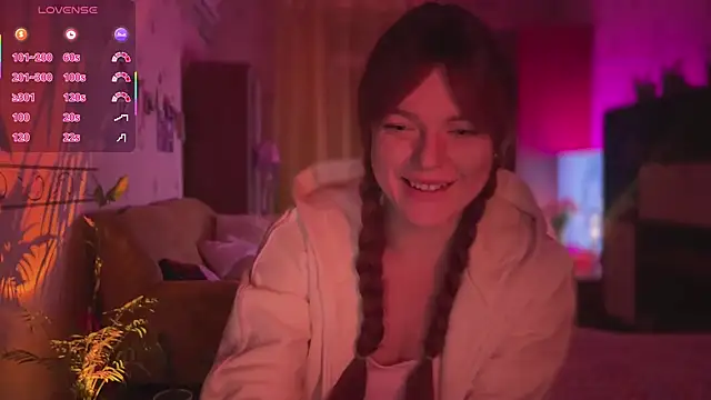 CherryRed Girl online show from February 22, 9:16 pm