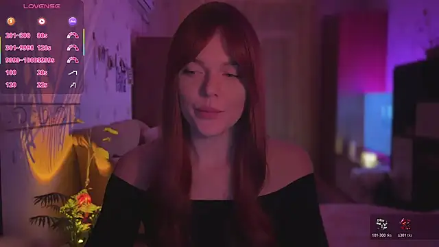 Snapshot of CherryRed_Girl chatting on May 31, 9:15 pm CherryRed Girl online show from May 31, 9:15 pm