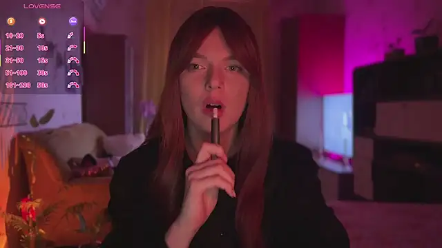 CherryRed Girl online show from March 3, 10:17 pm