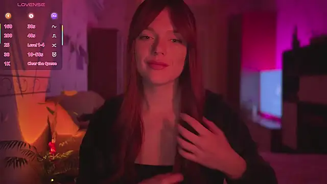 CherryRed Girl online show from April 15, 7:58 pm