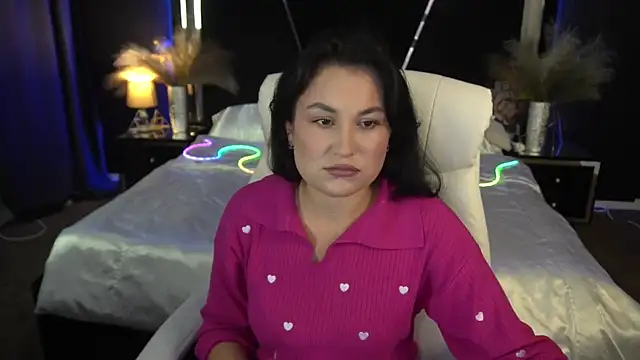 LilyFoxyy online show from November 15, 1:48 pm