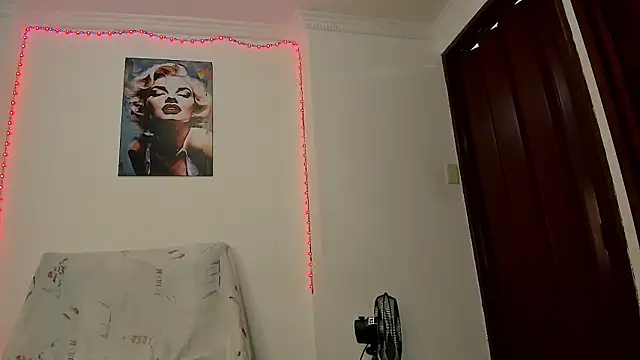 sindy castro online show from February 11, 1:44 pm