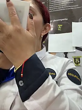 Megan-01- online show from February 4, 12:33 pm