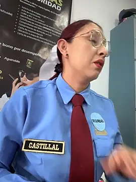 Megan-01- online show from October 29, 12:59 pm