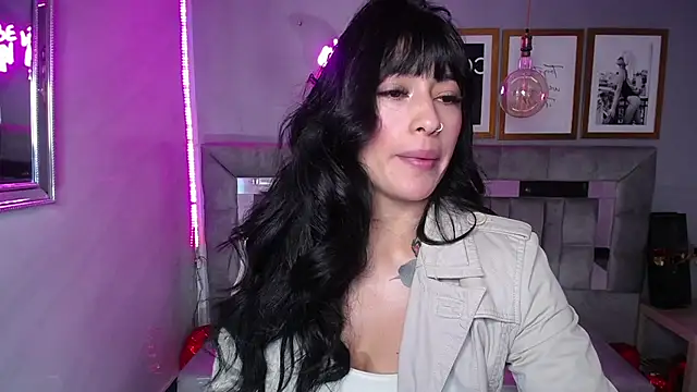 Isabella Collen v online show from March 10, 12:38 pm