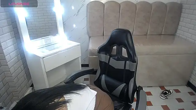 Isabella Collen v online show from February 25, 1:11 pm