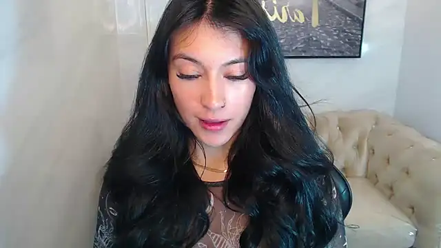 Isabella Collen v online show from May 19, 1:18 pm