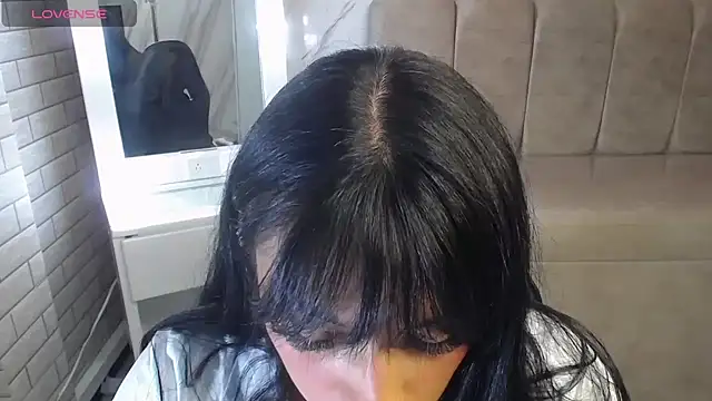 Isabella Collen v online show from April 9, 1:06 pm