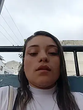 ChloeAllennn online show from May 14, 12:46 pm