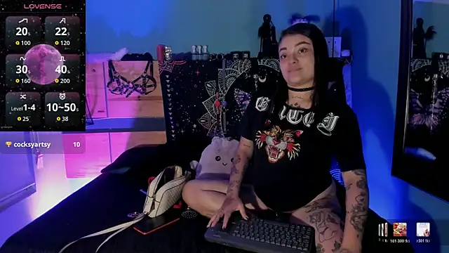 ChloeAllennn online show from June 2, 11:32 am