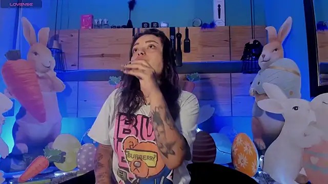 ChloeAllennn online show from March 29, 2:19 pm