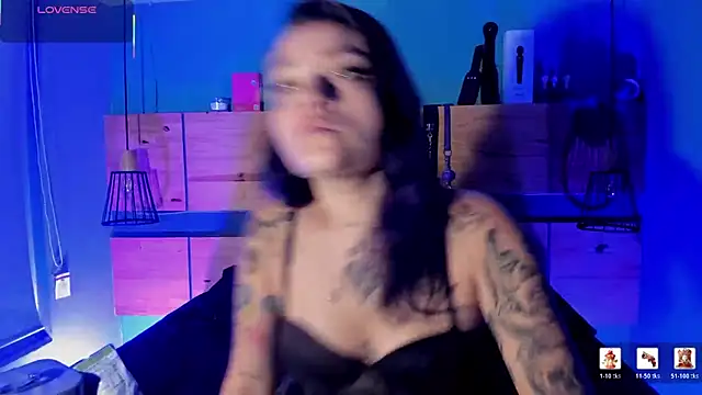 ChloeAllennn online show from March 19, 2:06 pm