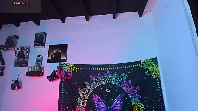 ChloeAllennn online show from March 9, 4:05 am