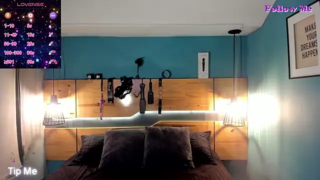 ChloeAllennn online show from December 3, 11:53 am