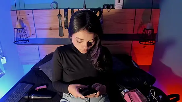 ChloeAllennn online show from December 19, 11:56 am