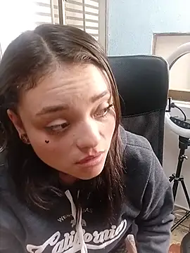 ChloeAllennn online show from May 19, 2:02 pm