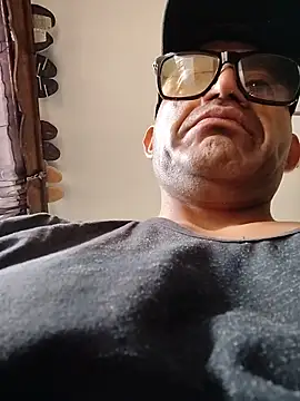 Snapshot of Mrpito7878 chatting on May 17, 6:52 pm Mrpito7878 online show from May 17, 6:52 pm