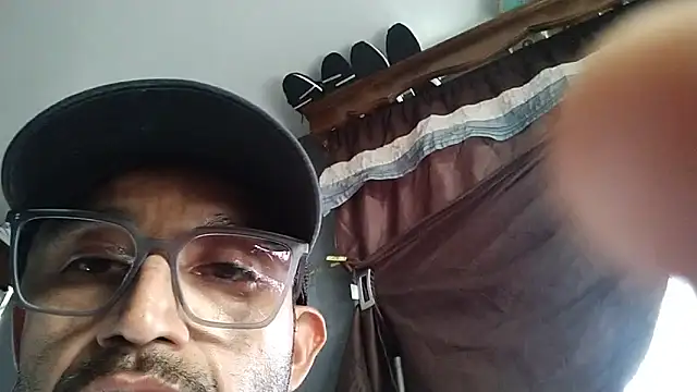 Mrpito7878 online show from March 4, 11:54 pm