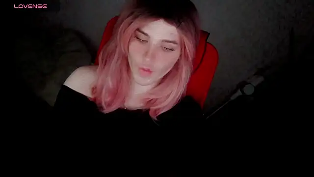 hellenspellman online show from November 28, 4:07 pm