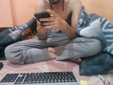 Snapshot of rahulkajuuu0909 chatting on November 20, 8:20 pm rahulkajuuu0909 online show from November 20, 8:20 pm