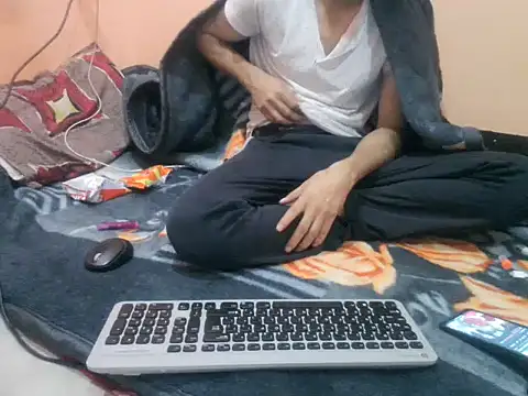 Snapshot of rahulkajuuu0909 chatting on November 24, 5:57 pm rahulkajuuu0909 online show from November 24, 5:57 pm