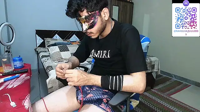 rahulkajuuu0909 online show from April 4, 3:51 pm