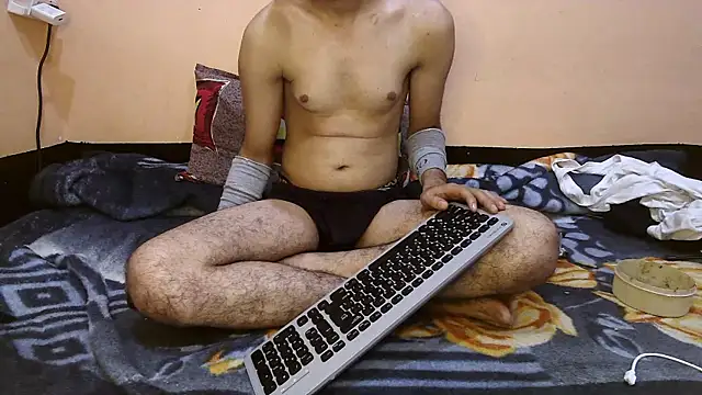 Snapshot of rahulkajuuu0909 chatting on November 29, 9:26 pm rahulkajuuu0909 online show from November 29, 9:26 pm