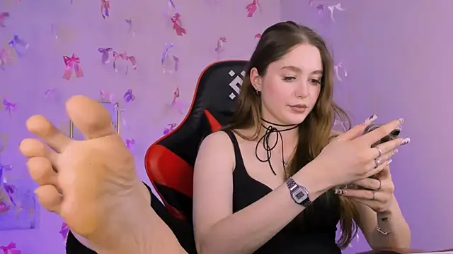 hazel sullivan online show from November 10, 12:21 pm