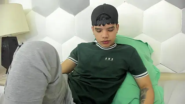 Axel Forte online show from October 22, 1:43 pm