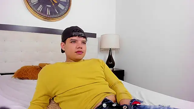 Snapshot of Axel_Forte chatting on June 11, 1:52 pm Axel Forte online show from June 11, 1:52 pm