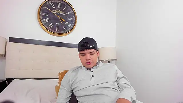 Snapshot of Axel_Forte chatting on June 25, 2:44 pm Axel Forte online show from June 25, 2:44 pm