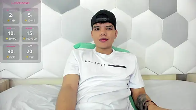 Axel Forte online show from November 7, 1:26 pm