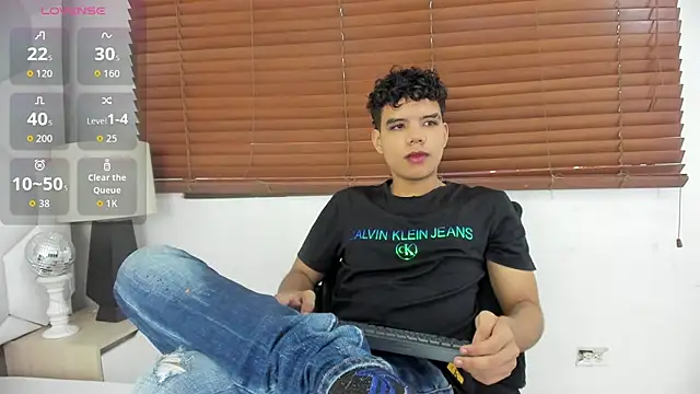 Snapshot of Axel_Forte chatting on September 23, 12:34 pm Axel Forte online show from September 23, 12:34 pm