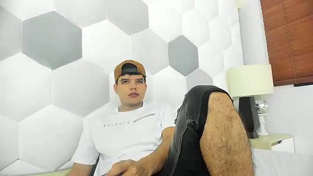 Axel Forte online show from February 28, 1:22 pm