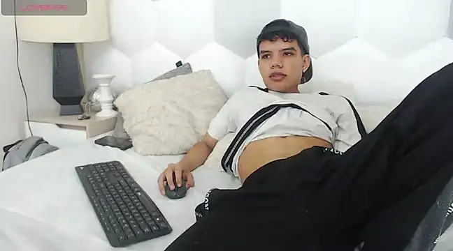 Snapshot of Axel_Forte chatting on March 3, 12:17 pm Axel Forte online show from March 3, 12:17 pm